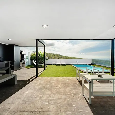 Villa Tulio Homme 2