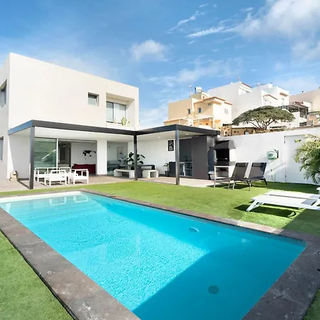 Tulio Homme 2 Villa