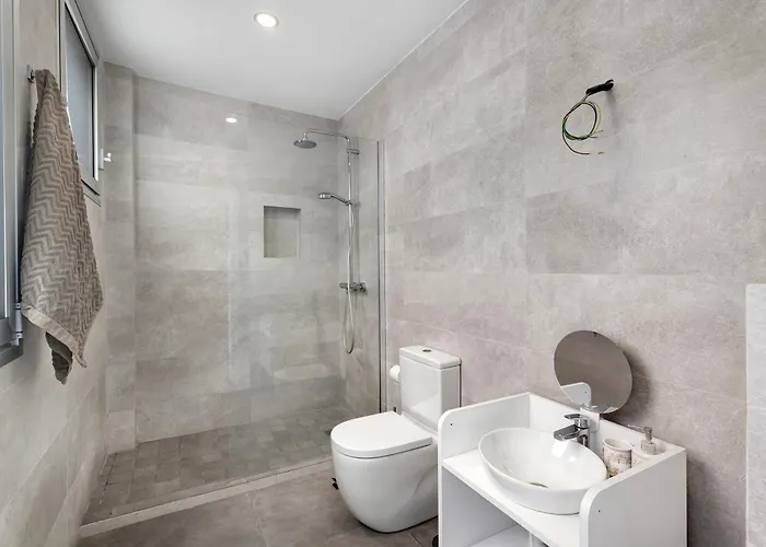 Tulio Homme 2 Вілла